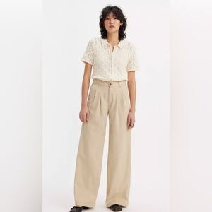 Levi’s Premium Pleated Wide Leg Trousers Khaki NWT